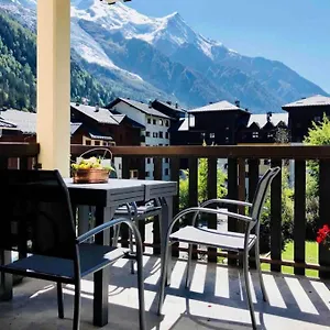  Apartment Mont Blanc 25, Vue Mont Blanc, Balcon, Parking France